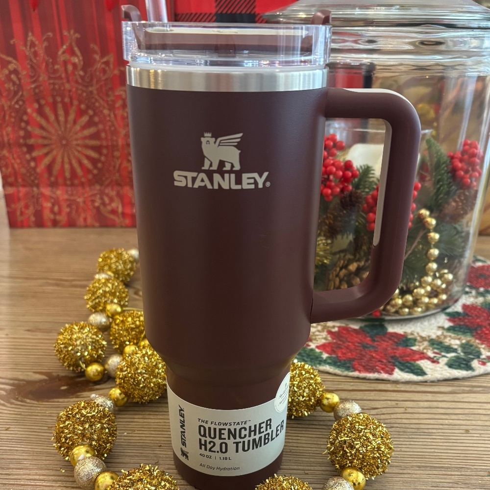 Limited Edition Stanley Quencher Tumbler in Cabernet